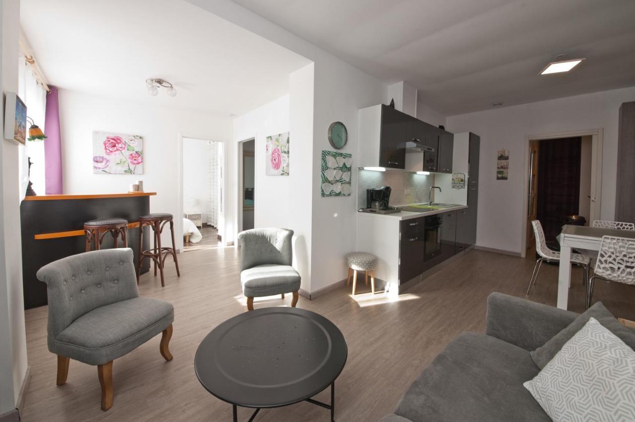 Gite 62 M2 Parking Gratuit Sur Place Face Au Logement 400 M Centre-Ville Arras Extérieur photo